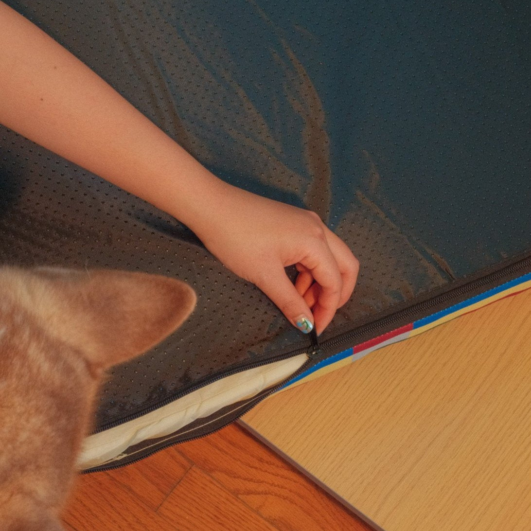 The Leo Bed – Modern Elevated Dog & Cat Bed - NomoHaus